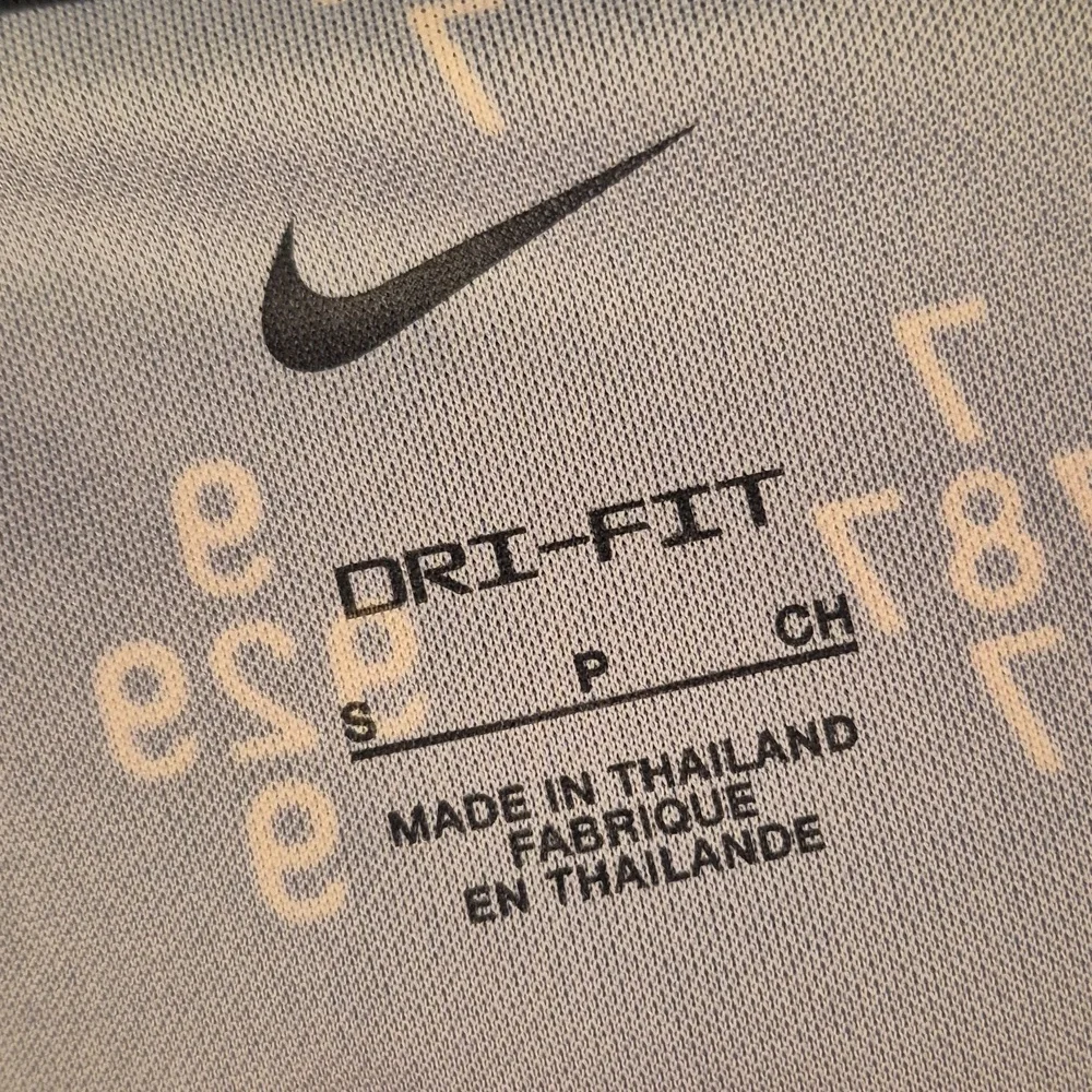 Nike paris saint